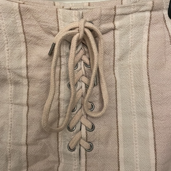 Urban outfitters high waisted striped shorts - Picture 3 of 8